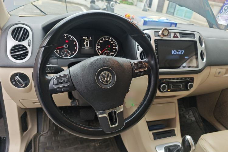 Used Volkswagen Tiguan 2012 1.8TSI Automatic All-Wheel Drive Fashion Edition Steering Wheel