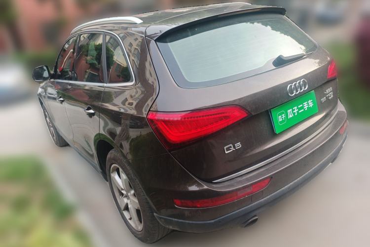 Used Audi Q5 2015 40 TFSI Technology Edition Rear Left 45 Deg