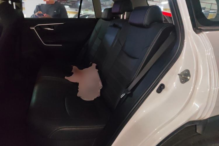 Used Toyota Wildlander 2022 Dual-Engine 2.5L E-CVT Two-Wheel Drive Luxury PLUS Edition
