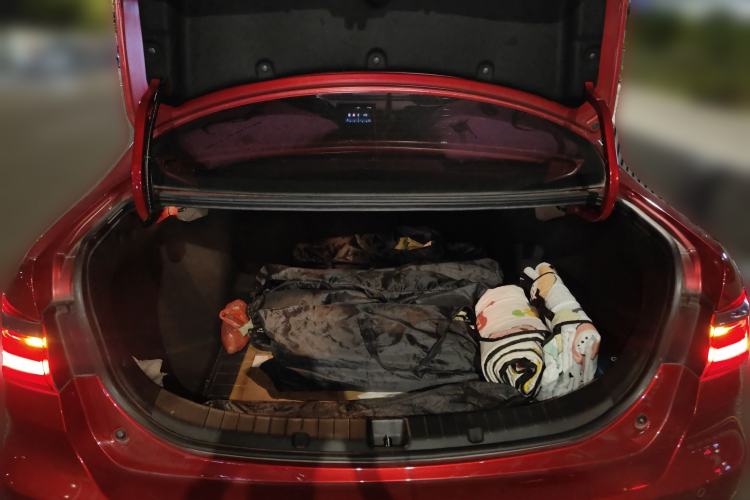 Used BYD Qin New Energy 2019 High-Range Luxury Model Trunk