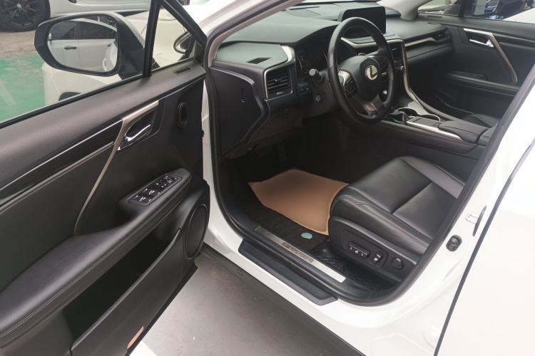 Used Lexus RX 2020 Revised Version 300 Two-Wheel Drive Elite Edition Driver Seat