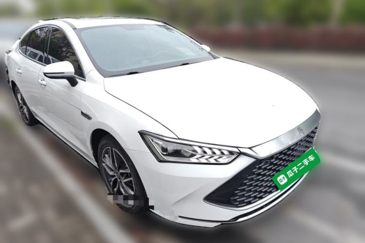 Used BYD Qin PLUS 2021 DM-i 55KM Flagship Model Front Right 45 Deg