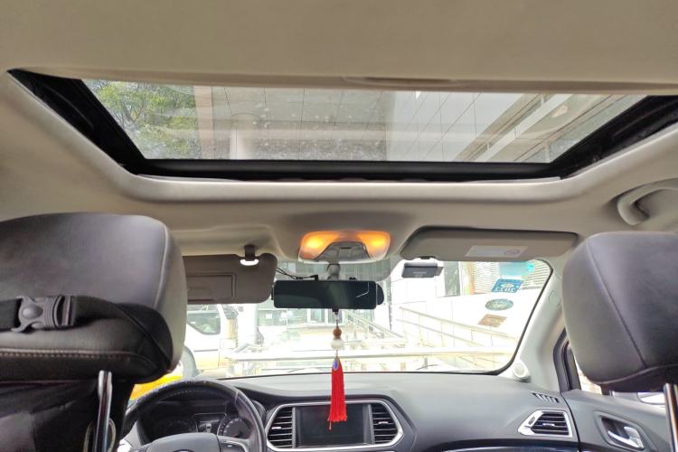 Used GAC Trumpchi GS4 2017 200T G-DCT Two-Wheel Drive Elite Edition Headliner