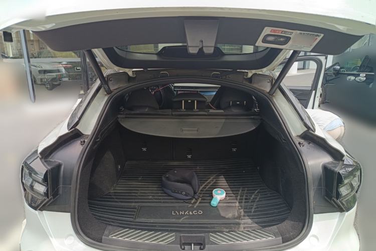 Used Lynk & Co 05 EM-P 2021 1.5TD PHEV HALO Trunk