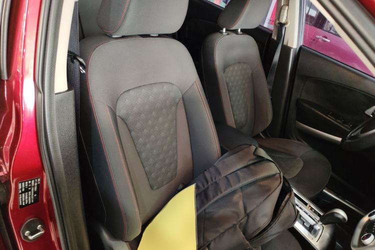 Used Bestune X80 2013 2.0L automatic comfort version
