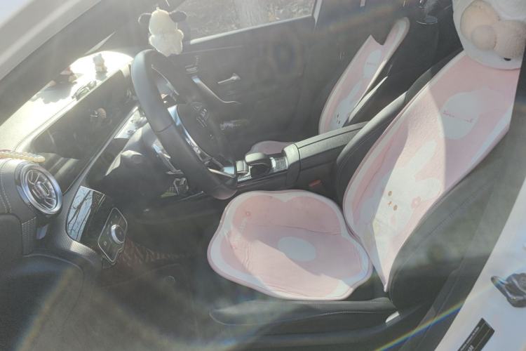 Used Mercedes-Benz A-Class 2020 Restyled A 200 L Sport Sedan Fashion Version
