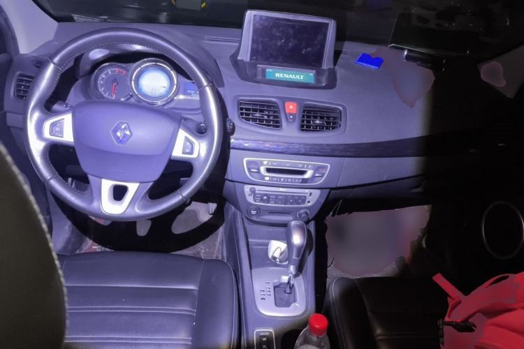 Used Renault Fluence 2015 2.0L Fashion Edition
