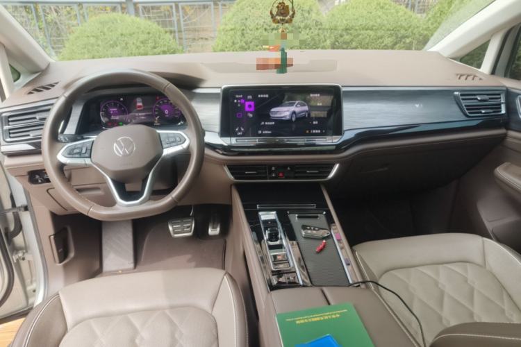 Used Volkswagen Viloran 2023 380TSI Prestige Edition