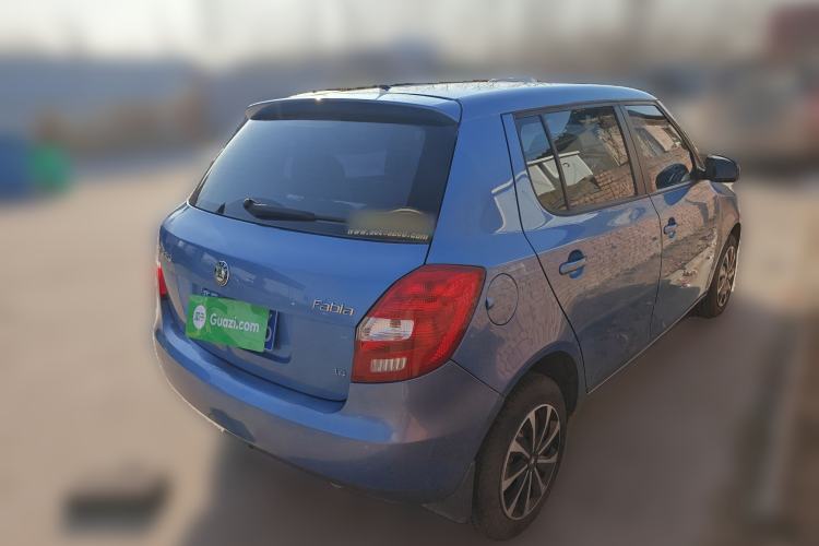 Used Skoda Fabia 2011 1.4L Automatic Crystal Edition