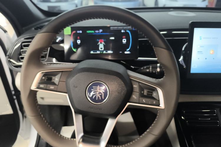 Used BYD Qin PLUS 2024 HONOR Edition DM-i 55KM Leading Model
