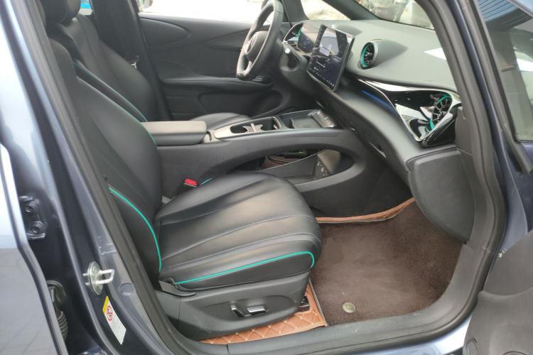 Used BYD Dolphin 2025 Intelligent Driving Version 410 km Fashion Edition

