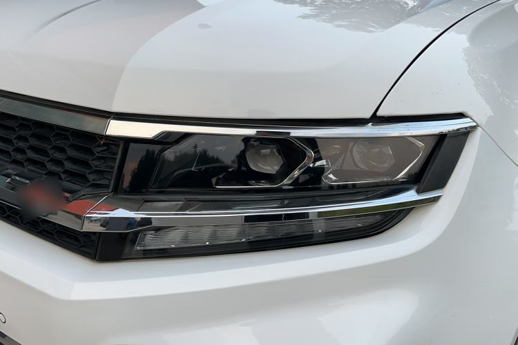 Used Zotye Domy X7 2017 Upgraded Edition 2.0T DCT Huangshan Model 7 Seats