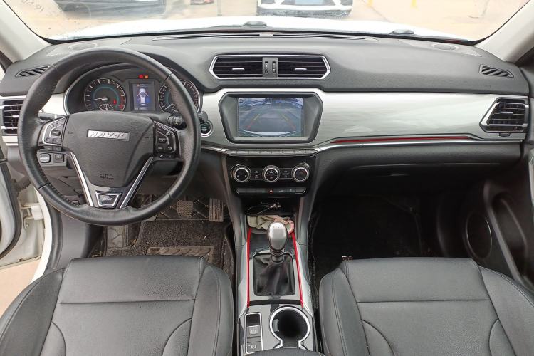 Used Haval H2 2017 Blue Label 1.5T Manual Two-Wheel Drive Luxury Model