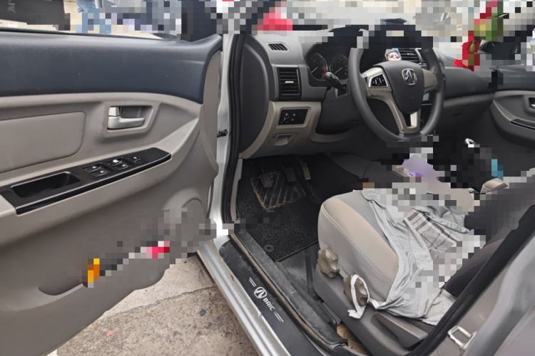 Used BAIC Weiwang M20 2014 1.5L Comfort Version BJ415B
