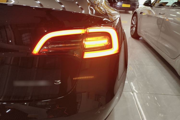 Used Tesla Model 3 2022 Rear-Wheel-Drive Version Right Rear Taillight