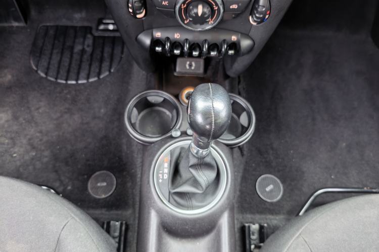Used MINI 2011 1.6L ONE Gear Lever
