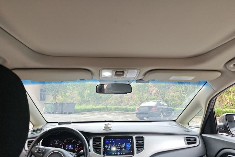 Used Kia Carens 2013 2.0L 7-Seater Automatic Standard Version China V Standard Headliner