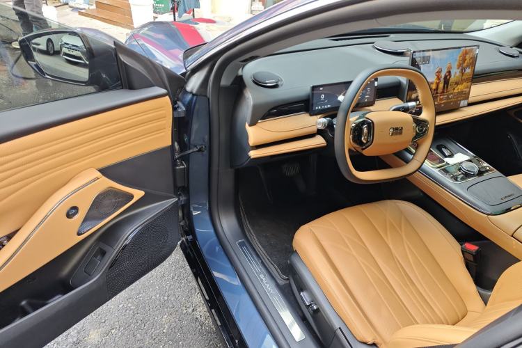 Used Geely Galaxy Galaxy 8 2025 130km EM-i Deluxe Edition