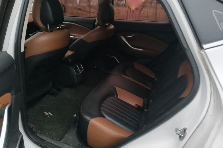 Used Soueast DX7 2017 1.5T Manual Triumph Edition
