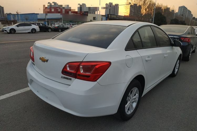 Used Chevrolet Cruze 2015 1.5L Classic SL MT