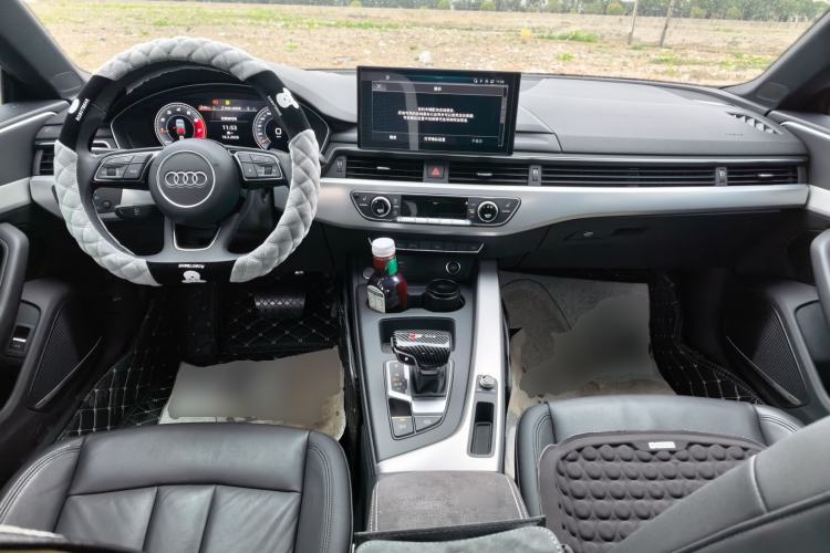 Used Audi A5 2021 Sportback 40 TFSI Fashionable and Dynamic Model Center Console