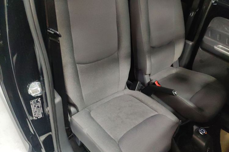 Used Wuling Zhiguang New Energy 2025 Comfort Model Right Front Seat