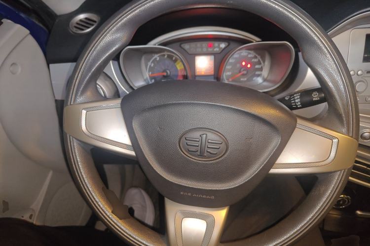 Used Oley 2012 Sedan 1.5L Automatic Comfort Model Steering Wheel