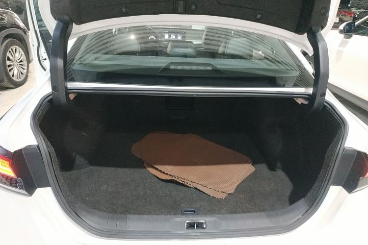 Used Nissan Teana 2022 2.0L XL-TLS Enjoyment Edition Trunk