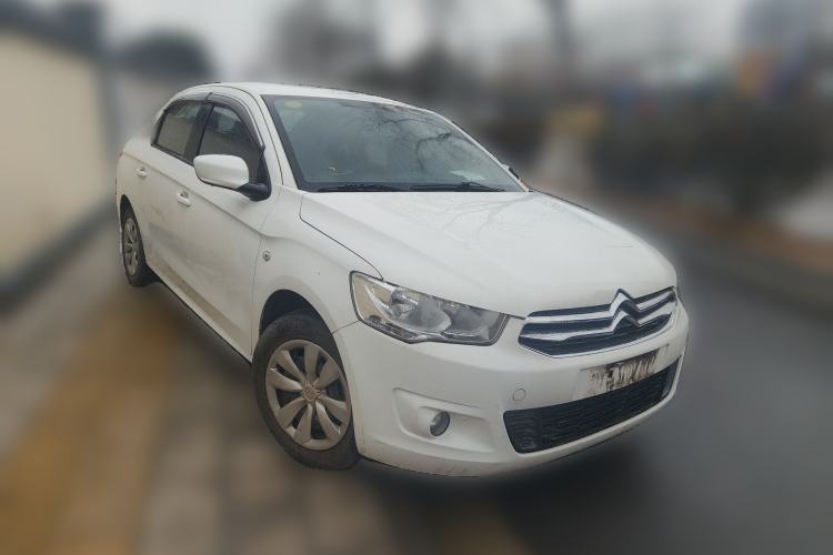 Used Citroen Elysee 2014 1.6L Manual Fashion Model CNG
