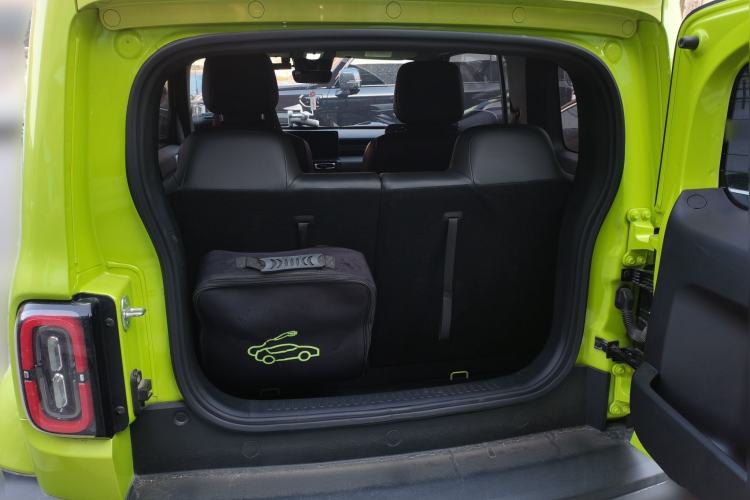 Used Baojun Spark 2023 Flagship Edition Trunk