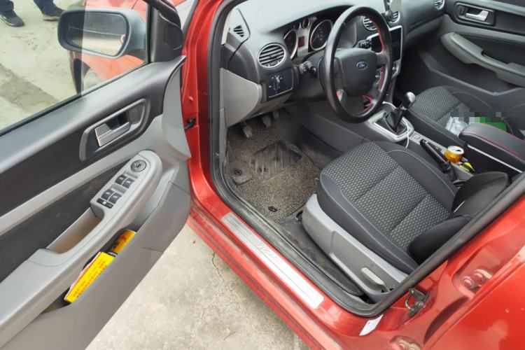 Used Ford Focus 2013 Hatchback Classic 1.8L Manual Base Model
