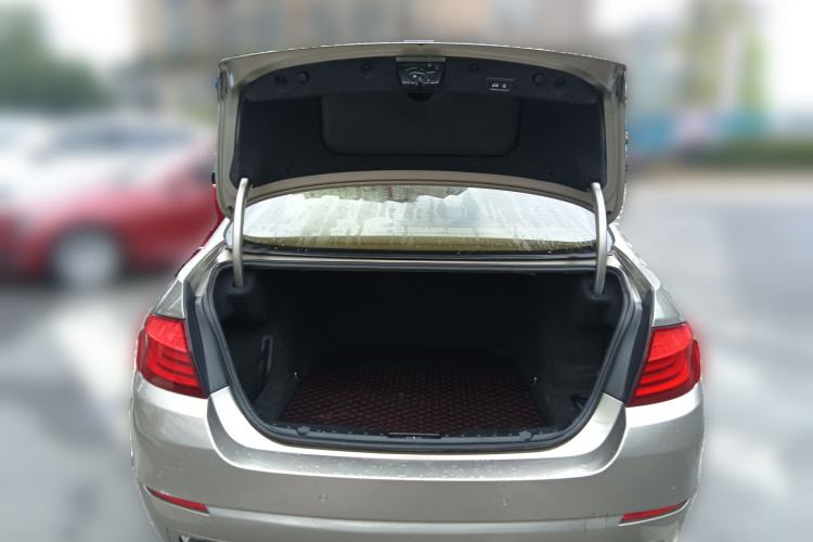 Used BMW 5 Series 2011 528Li Luxury Model Trunk