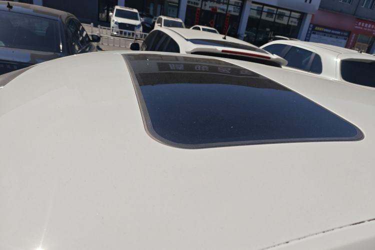 Used Roewe i5 2020 1.5L Automatic 4G Connect Luxury Flagship Edition