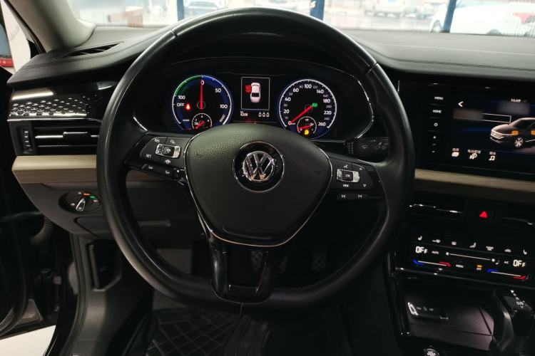 Used Volkswagen Passat New Energy 2020 430 PHEV Hybrid Luxury Edition China VI Standard