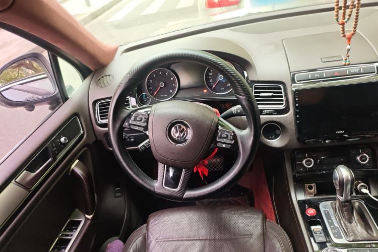 Used Volkswagen Touareg 2017 3.0 TSI Touareg Model Steering Wheel