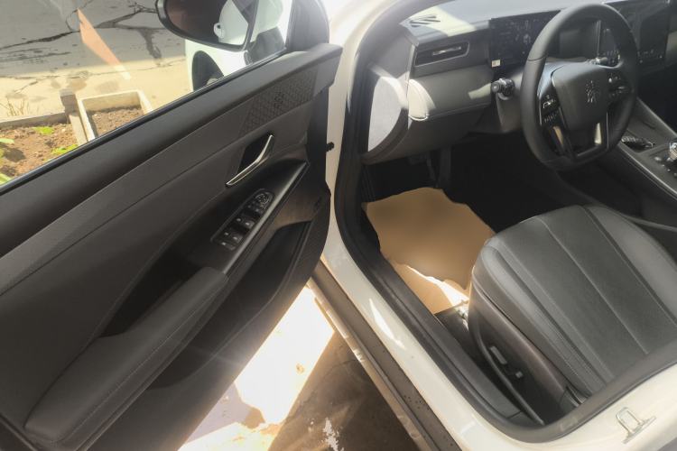 Used BYD Qin PLUS 2025 DM-i Smart Drive 120KM Superior Model
