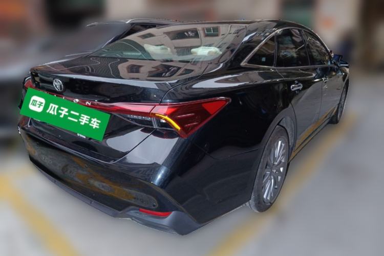 Used Toyota Avalon 2024 2.0L Luxury Edition Rear Right 45 Deg