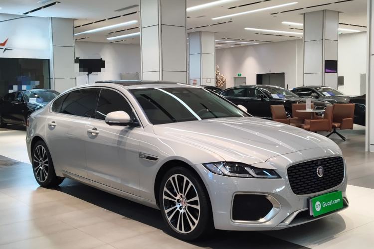 Used Jaguar XFL 2024 2.0T P250 Two-Wheel Drive Prestige Luxury Edition
