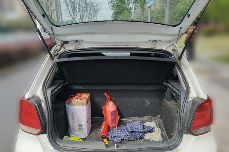 Used Volkswagen Polo 2011 1.4L Manual ZhiLe Edition Trunk