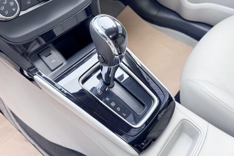 Used Nissan Sylphy 2019 1.6XV CVT Smart Connect Luxury Edition China VI Standard
