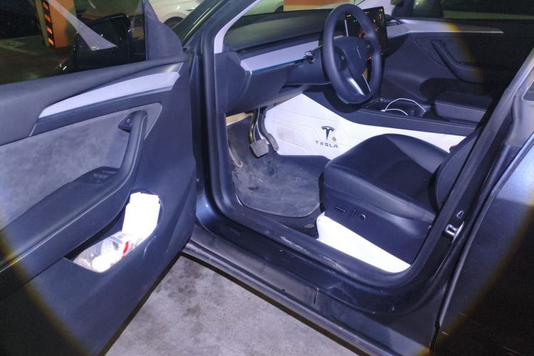 Used Tesla Model Y 2024 Rear-Wheel-Drive Version