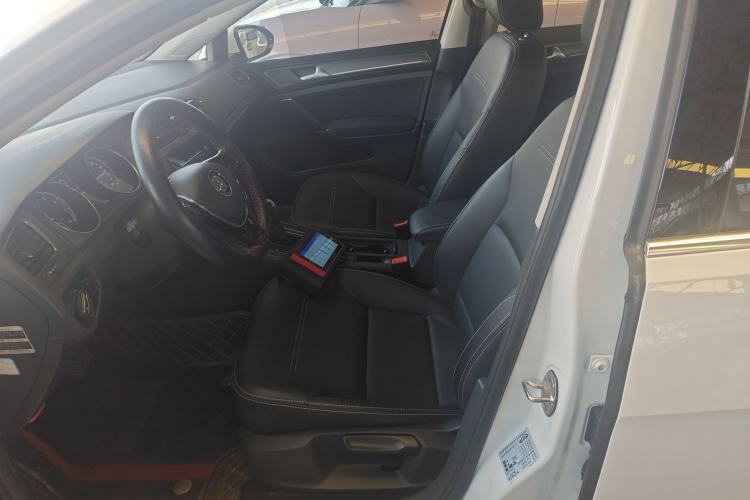 Used Volkswagen Golf 2016 1.6L Automatic Comfort Model
