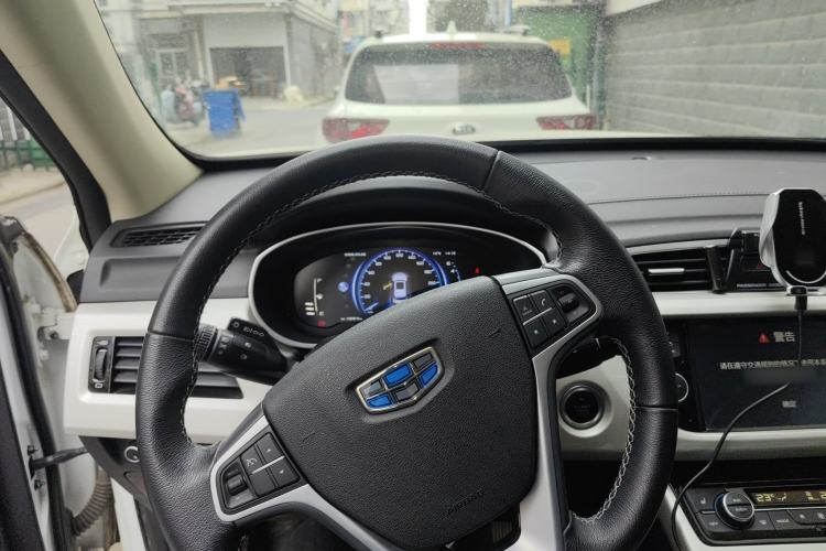 Used Geely Auto Emgrand X7 Sport 2020 1.8TD DCT Two-Wheel Drive Smart Connect 4G-Enabled Version
