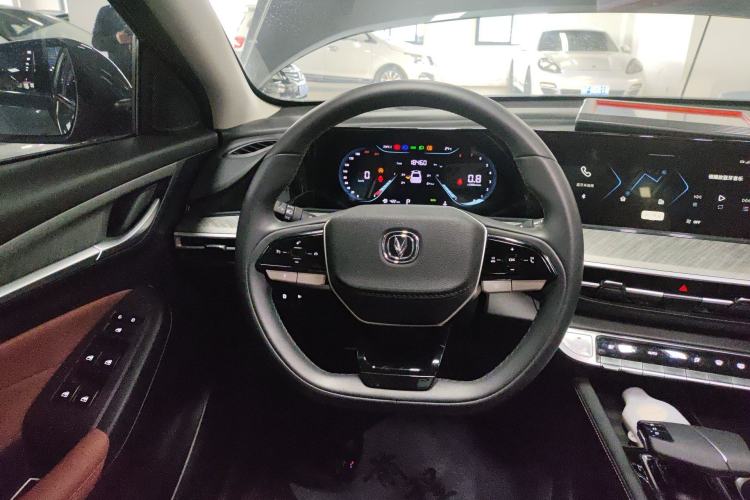 Used CHANGAN Eado 2023 Changan Edition PLUS Blue Whale NE 1.4T GDI DCT Prestige Version
