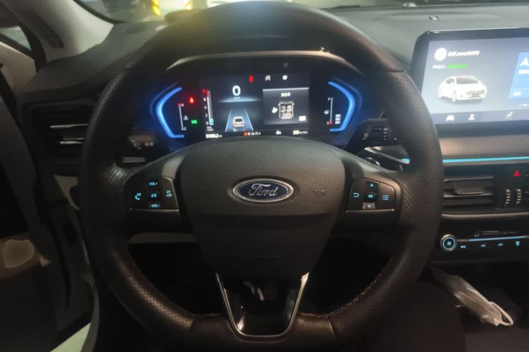 Used Ford Focus 2021 Sedan EcoBoost 180 Automatic Trendy Model