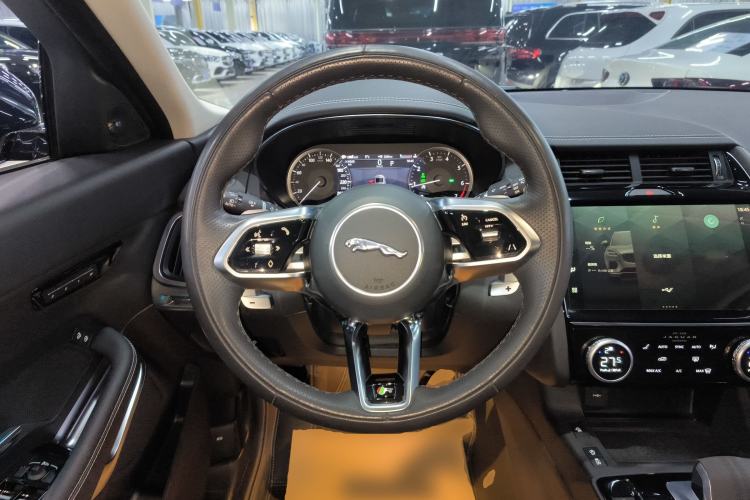 Used Jaguar E-PACE 2024 Youth Sports Edition R-DYNAMIC
