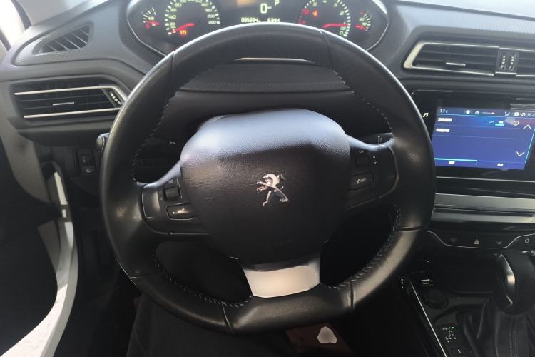 Used Peugeot 308 2016 1.6L Automatic Luxury Edition Steering Wheel