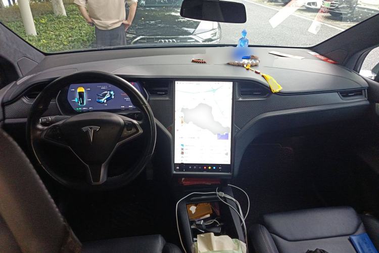 Used Tesla Model X 2017 X 100D Long Range Edition Center Console