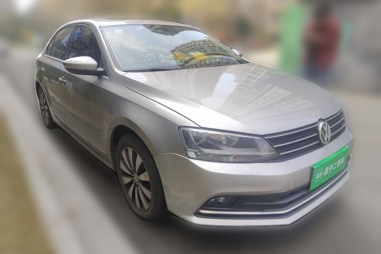 Used Volkswagen Sagitar 2018 1.6L Automatic Comfort Model Front Right 45 Deg