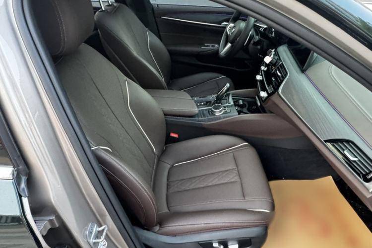 Used BMW 5 Series 2021 530Li Leading Model M Sport Package